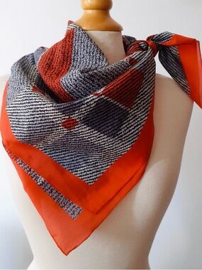 Pierre Cardin Red and Black Patterned Scarf